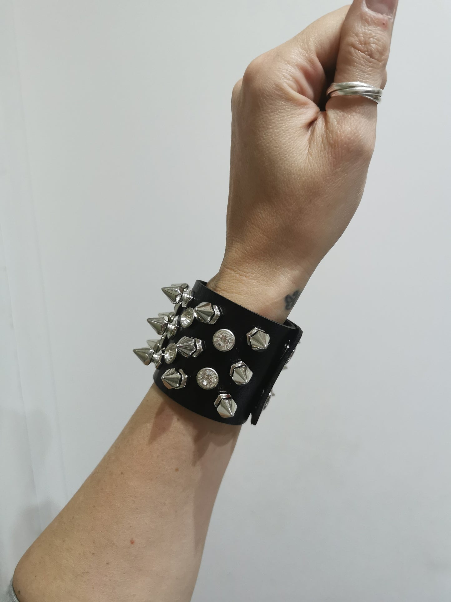 Wristband - Big Crystals and Spikes